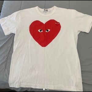 Comme des Garçons Play Heart Face Graphic Tee